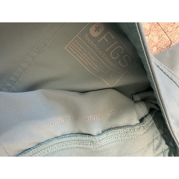 Lot of 3 FIGS Joggers Scrub Pants Women's Size Large & Large/P Excellent Cond! - Picture 14 of 16